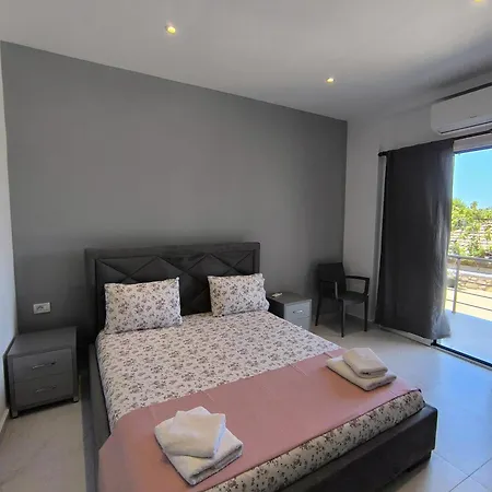 The Darling Hébergement de vacances Himarë